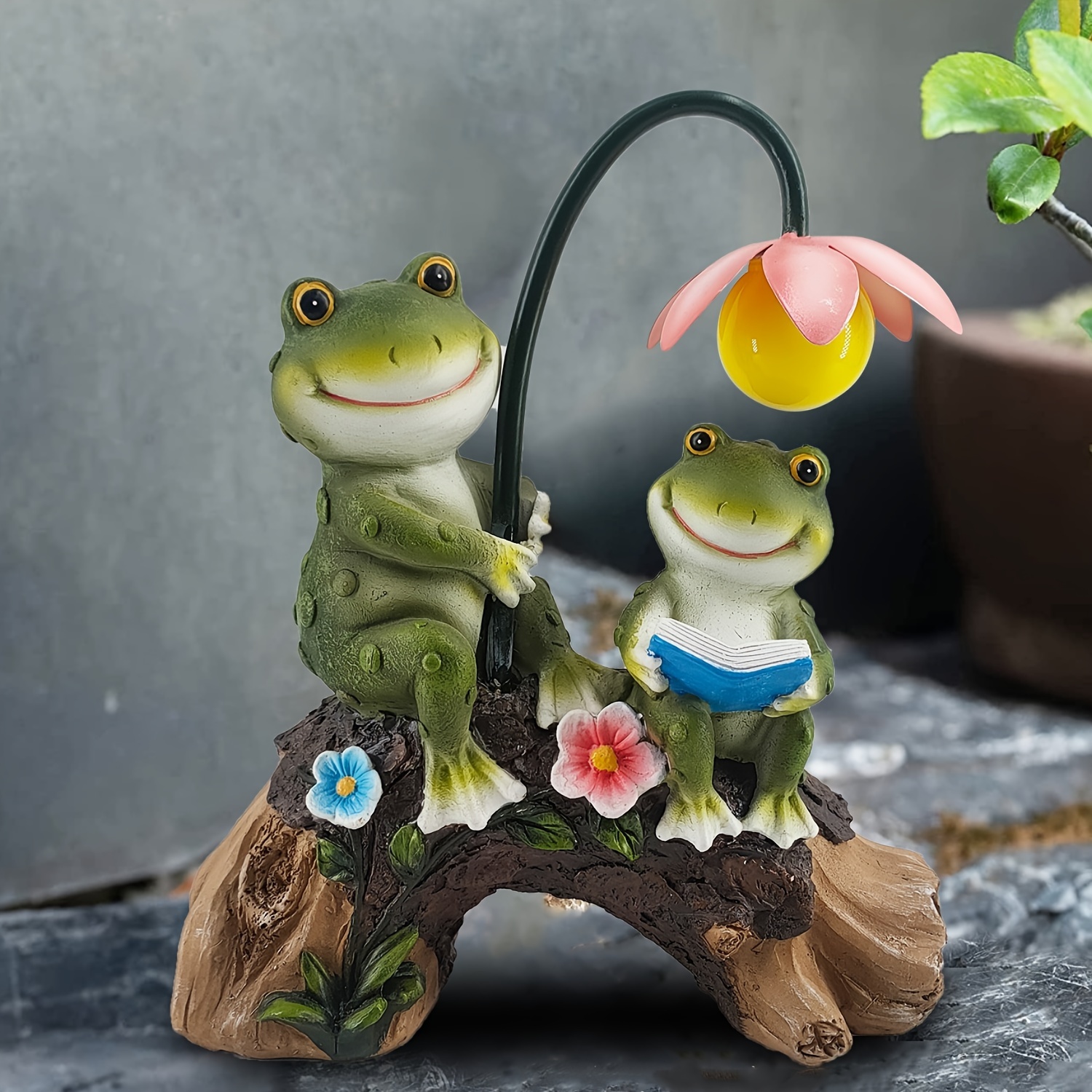 Solar Statue Garden Light Outd - огляд і ціна Outdoor Lighting On Trees